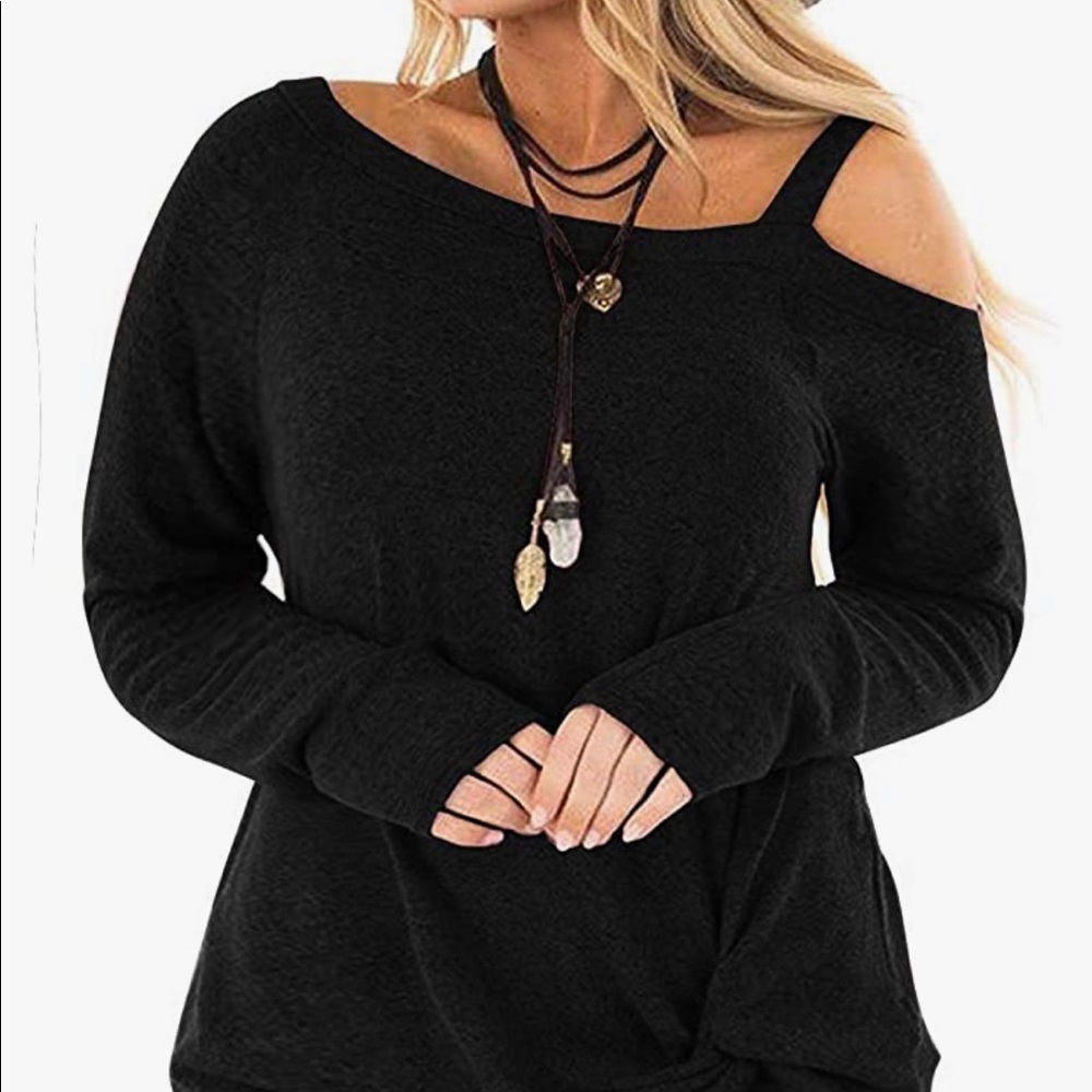 Brand new open shoulder top!!